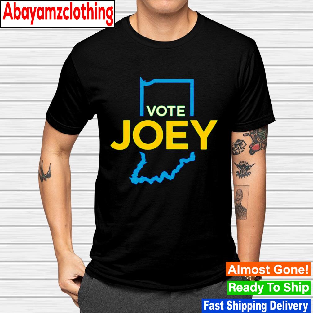 Joey Mayer in vote joey shirt