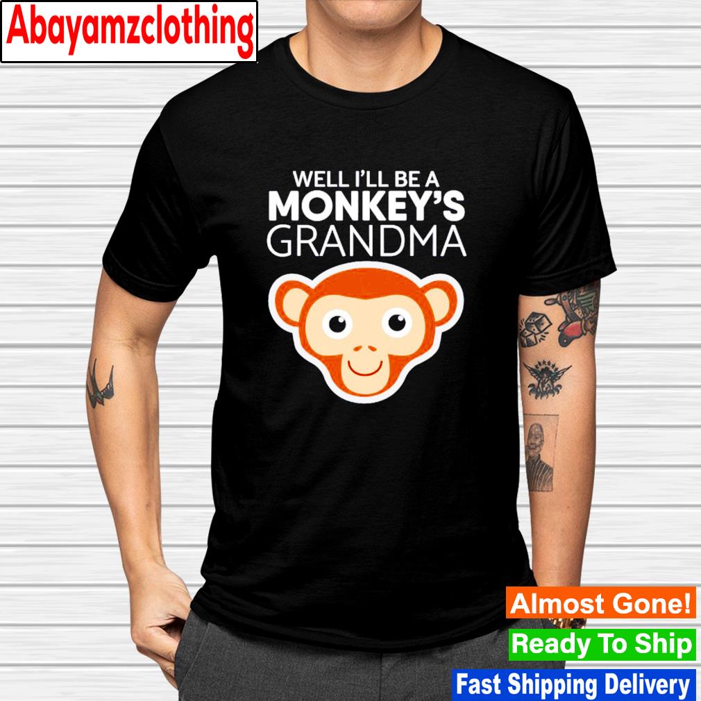 Monkey’s grandma pregnancy announcement shirt