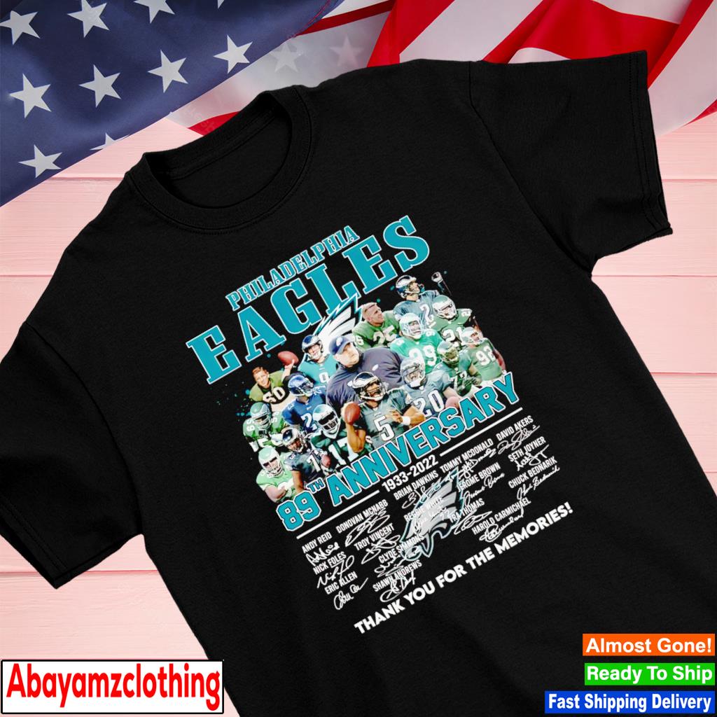 86 Years Of Philadelphia Eagles 1933-2019 Signatures T-Shirt - TeeNavi